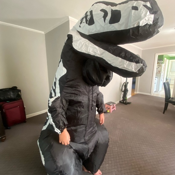 Kids Inflatable Dinosaur Costume - Black and White - Picture 1 of 7